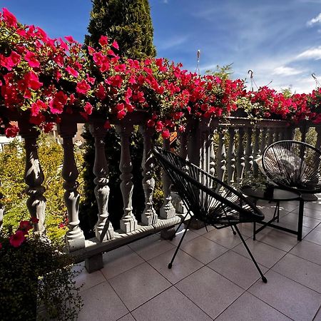 Deluxe Apartment Bluebay Oasis Фажана Экстерьер фото
