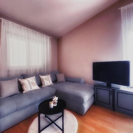 Deluxe Apartment Bluebay Oasis Фажана Экстерьер фото